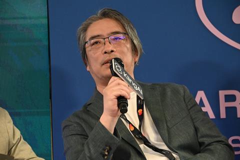 Eekjun Yang Director